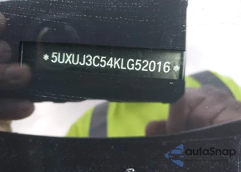 2019 BMW X4 xDrive30I z USA, uszkodzony, nr VIN 5UXUJ3C54KLG52016